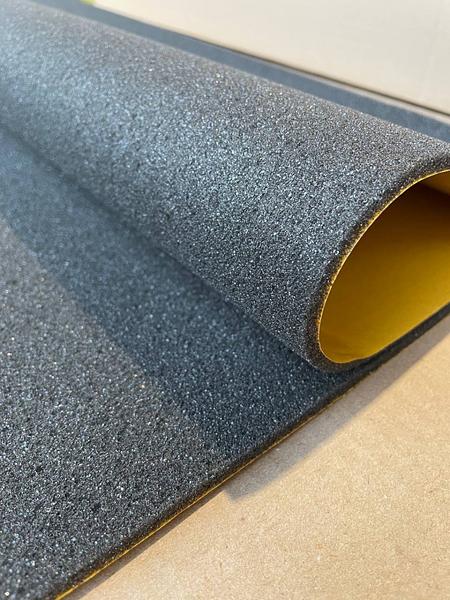 Звукопоглинаючий ущільнюючий лист ULTIMATE Sound Absorber 5 мм, розмір 750мм х 1000мм